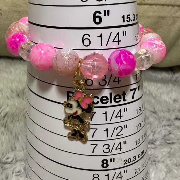 Minnie Mouse Bracelet and Pendant Necklace Set. - Picture 7 of 8
